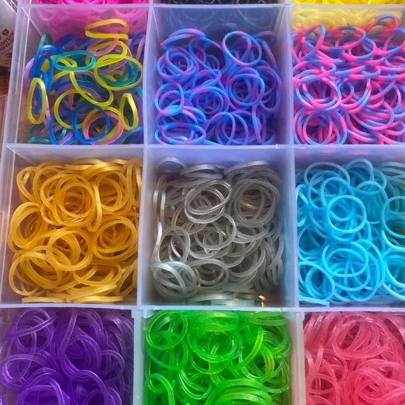 Bracelets - Picture 4 of 5